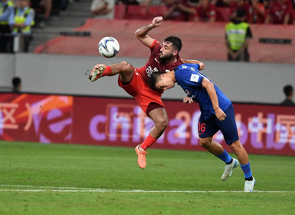 开云体育中国-意甲比赛争夺白热化，各路豪强角力激烈的简单介绍