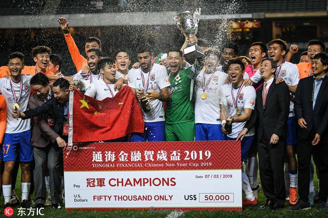 鲁能奋力胜利，晋级八强赛